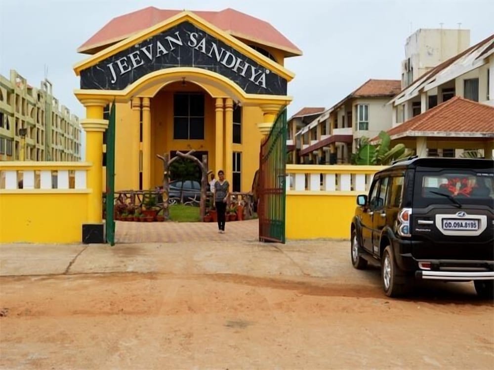Hotel Jeevan Sandhya 15/22
