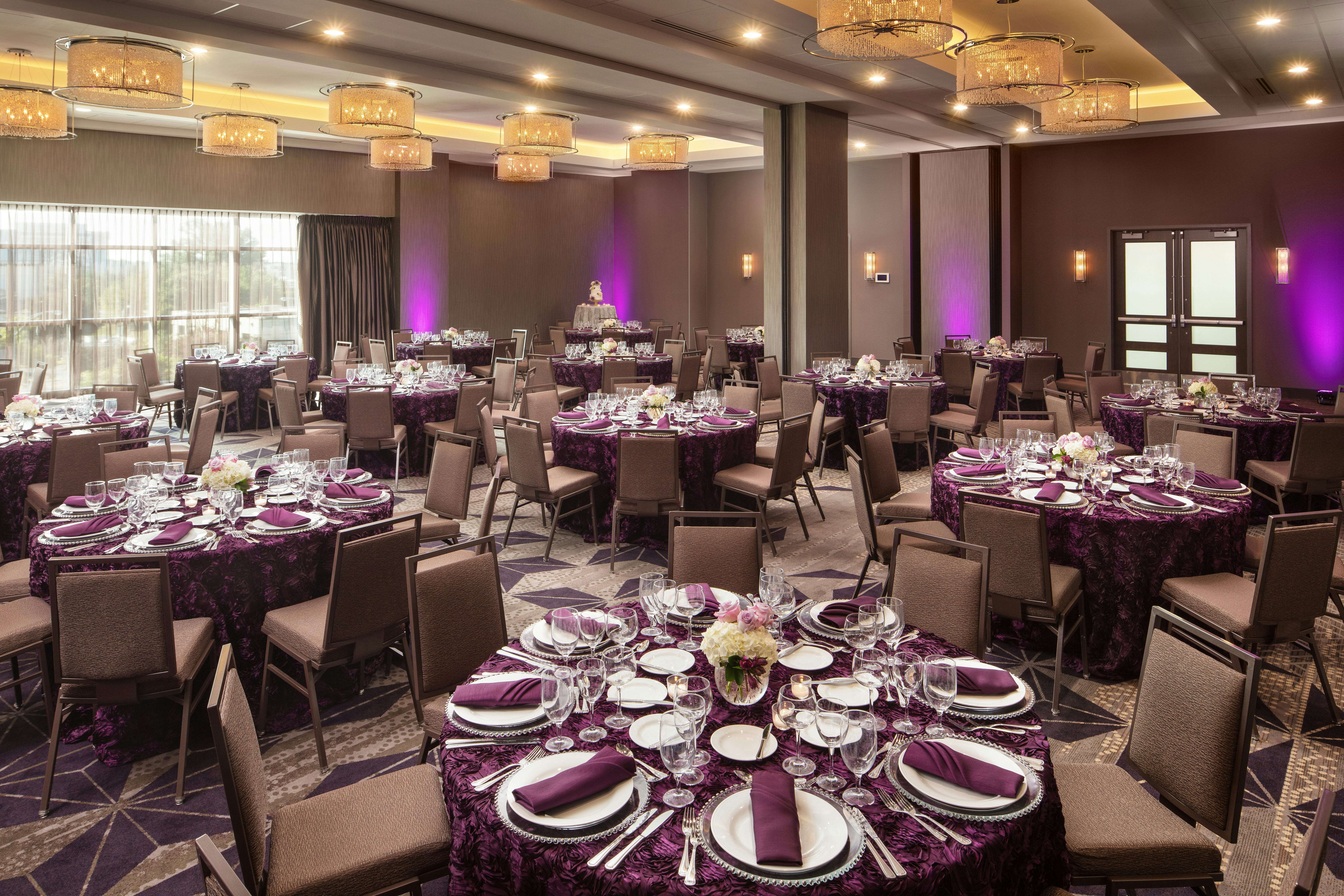 Embassy Suites By Hilton Charlotte Uptown 66/67