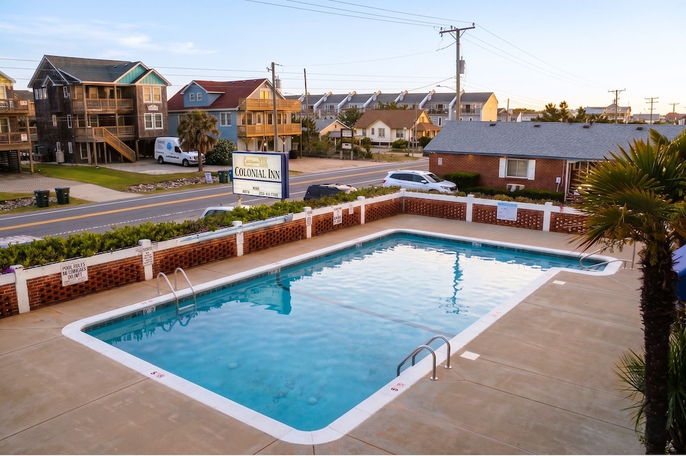 Colonial Inn Motel 45/77