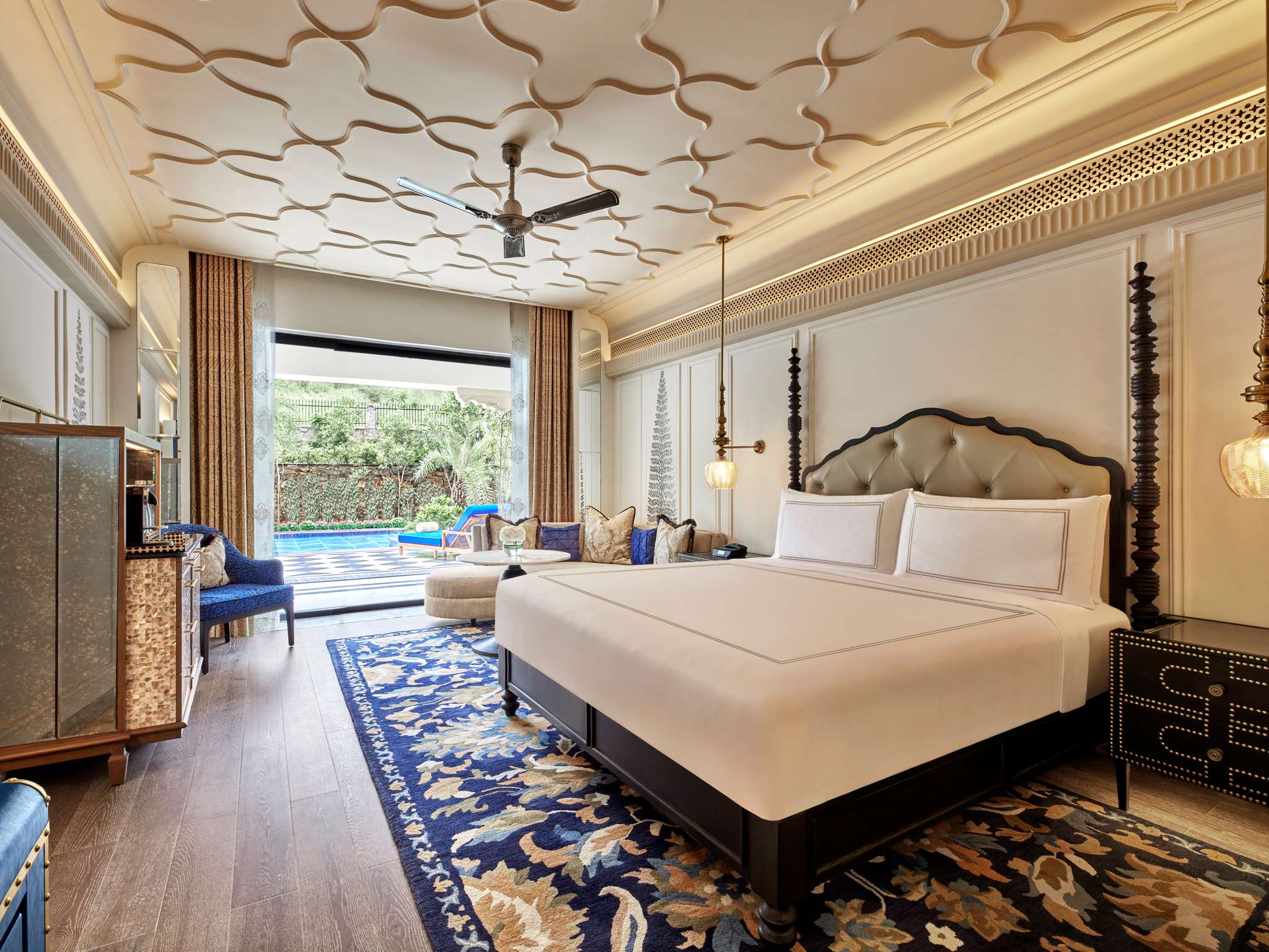 Fairmont, King Bed, Plunge Pool