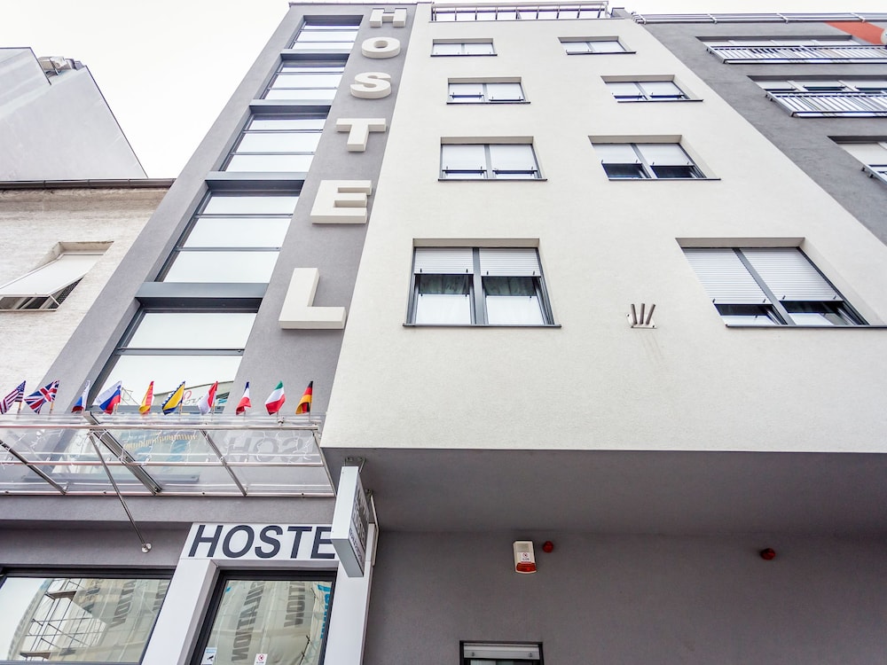 HOSTEL MOVING 1/19