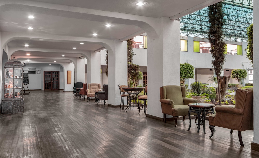 Radisson Hotel & Convention Center Toluca 32/50