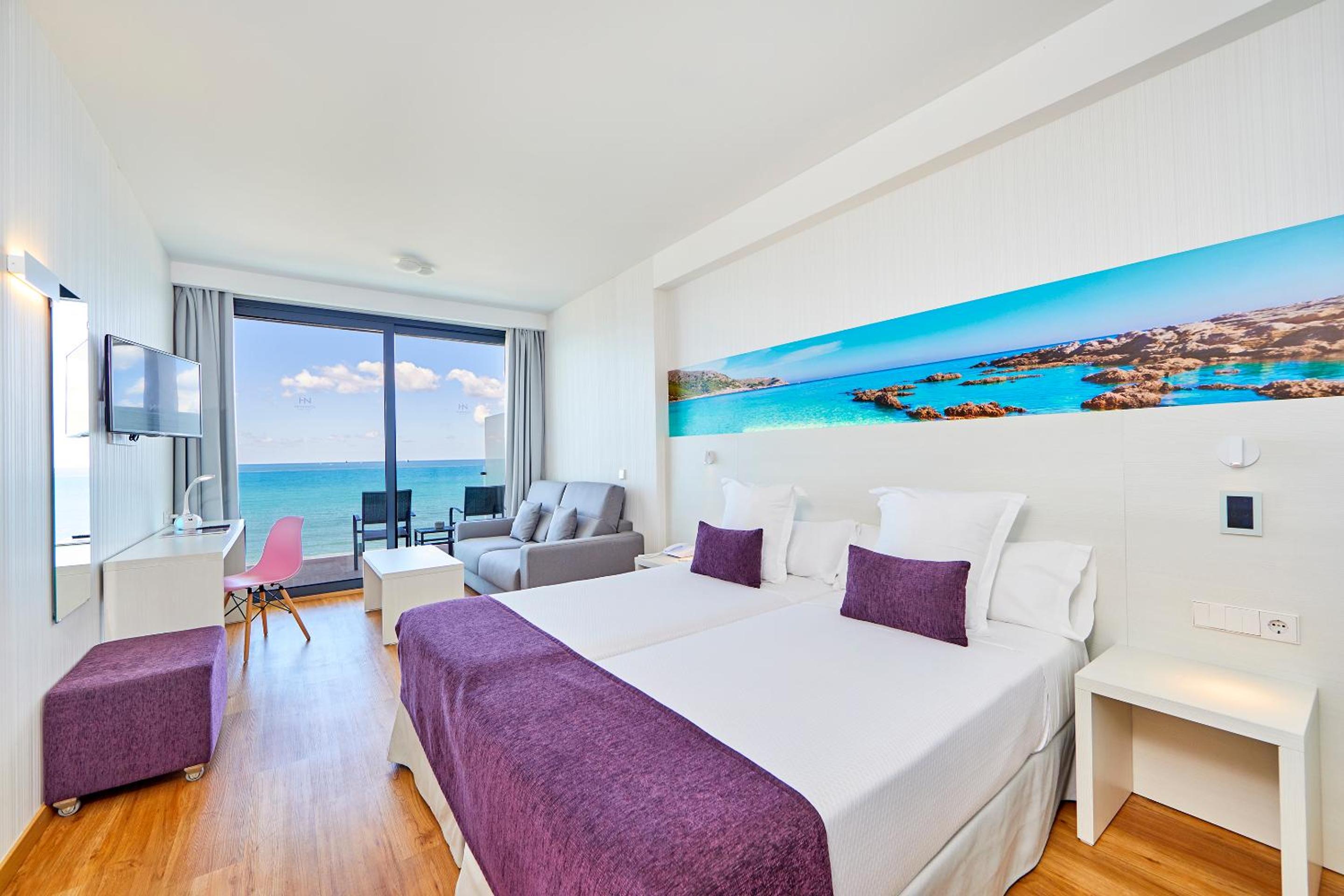 SUPERIOR, DOUBLE OR TWIN BED, SEA VIEW