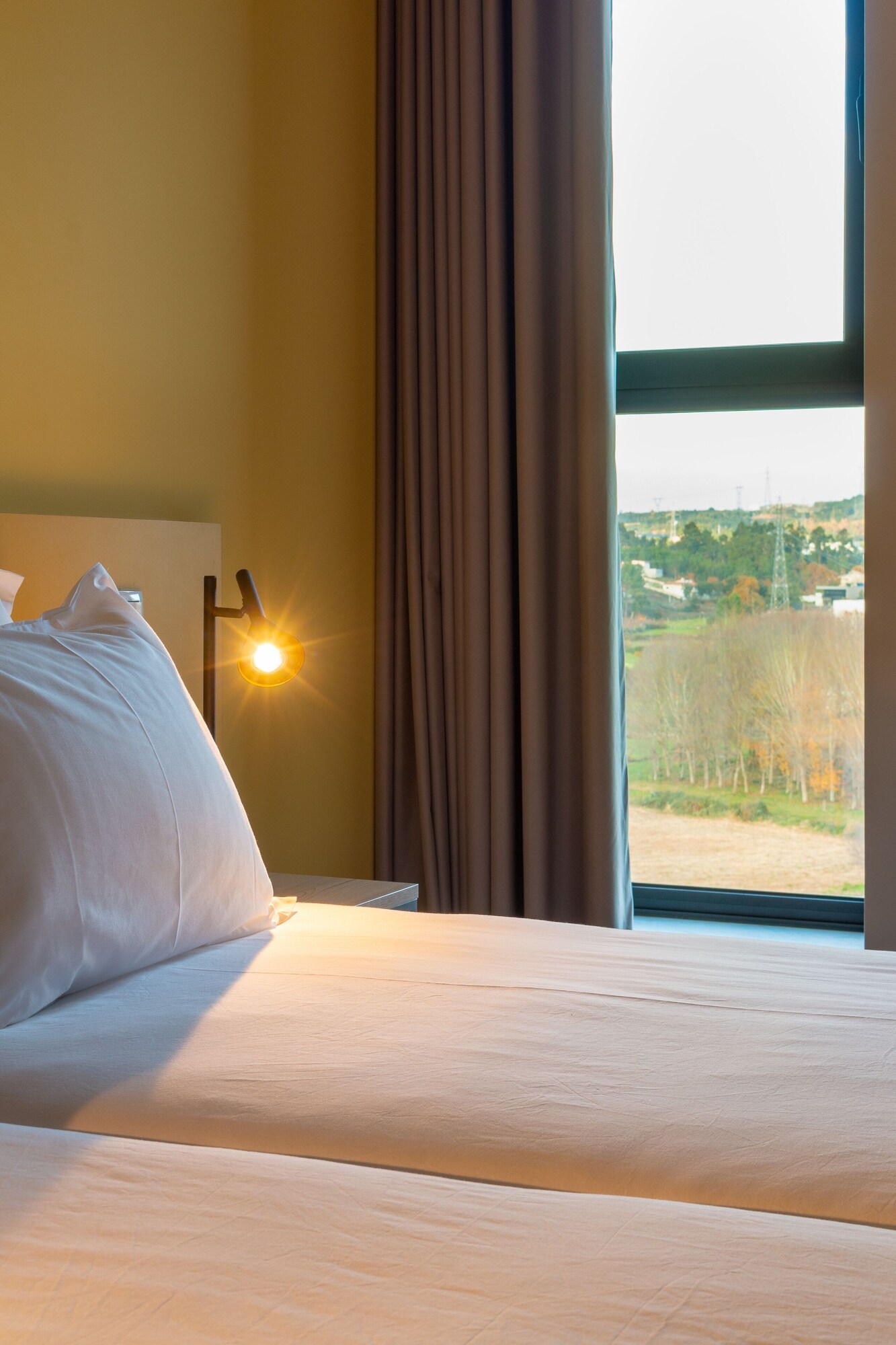 SUPERIOR, TWIN BEDS