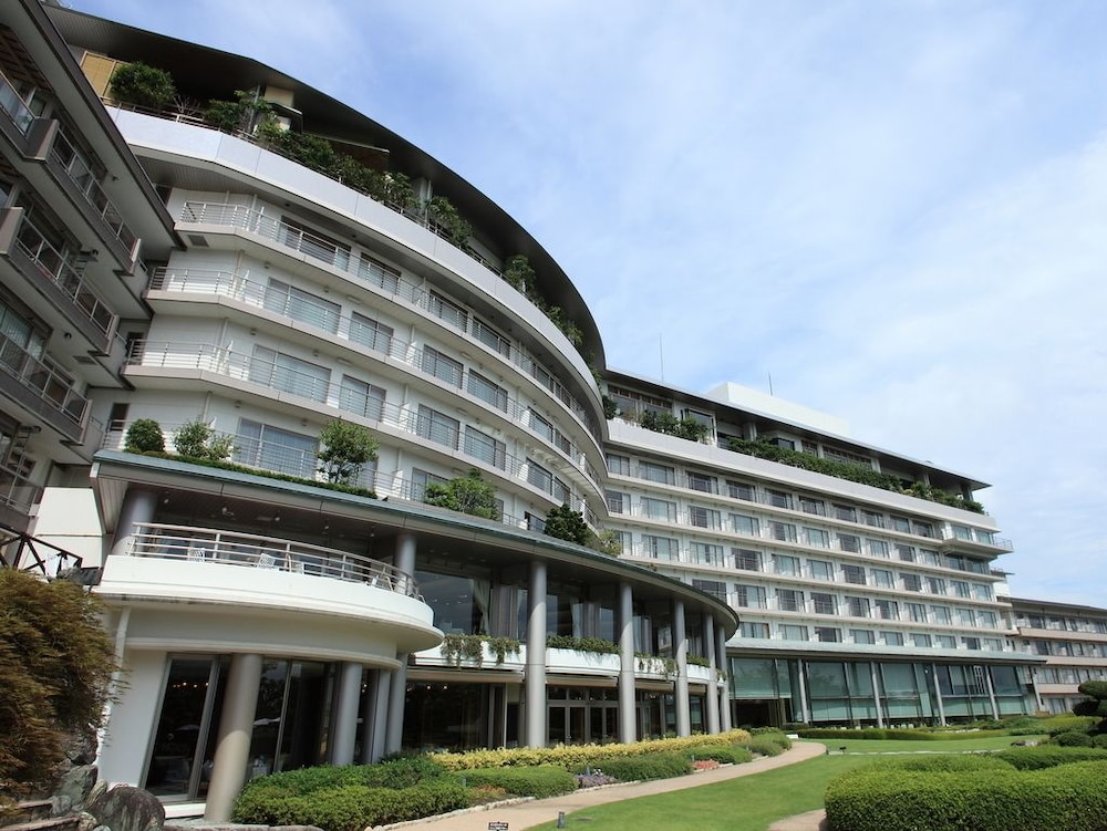 ARIMA GRAND HOTEL 1/50