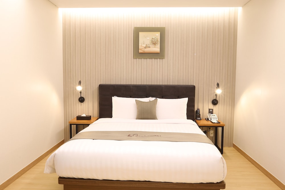 REST HOTEL 15/70