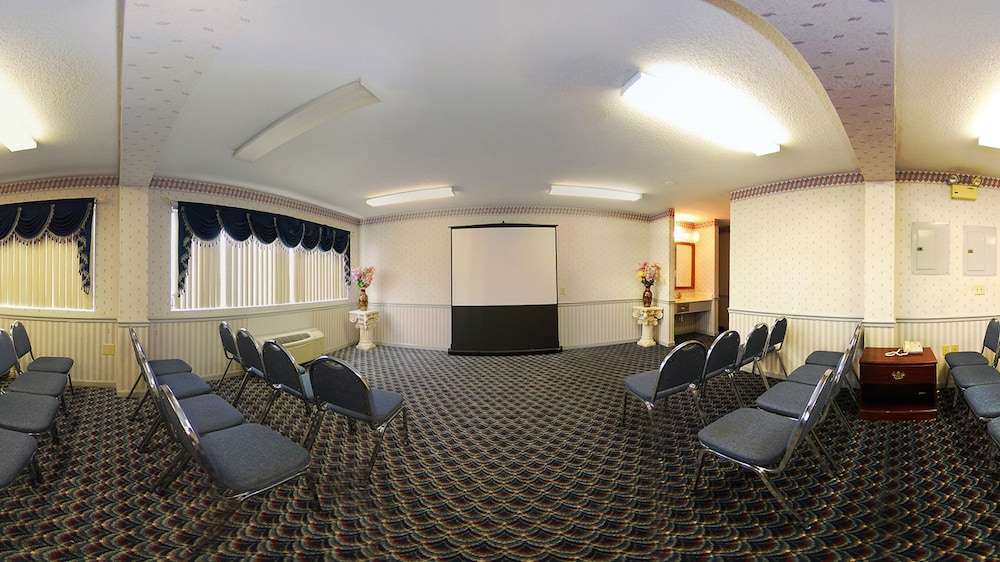 Quality Inn And Suites Southlake 32/49
