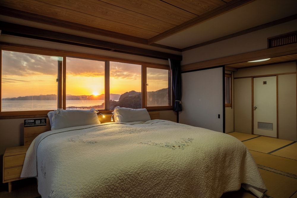 Hiromi Onsen Hotel 24/60