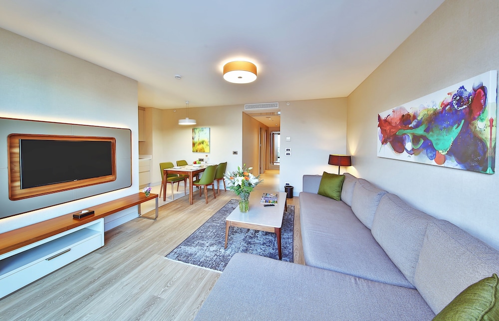 Tzl Suites 43/69