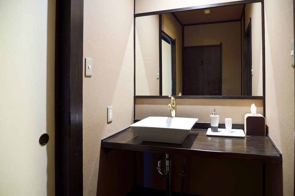Ryokan Okayama 48/50