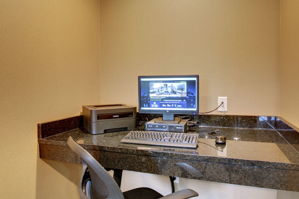 Cobblestone Inn Suites Schuyler Ne 45/62