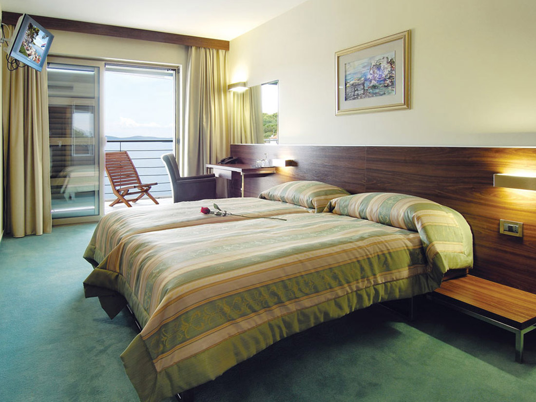 HOTEL MIRTA 7/29