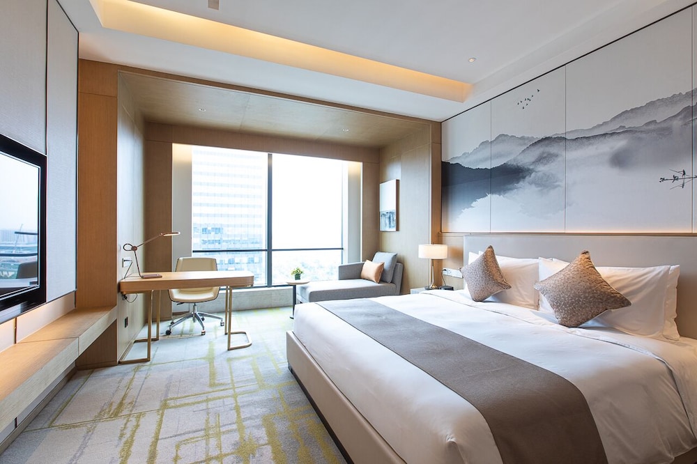 Room at Metropark Hotel Hongqiao Shanghai, SHANGHAI