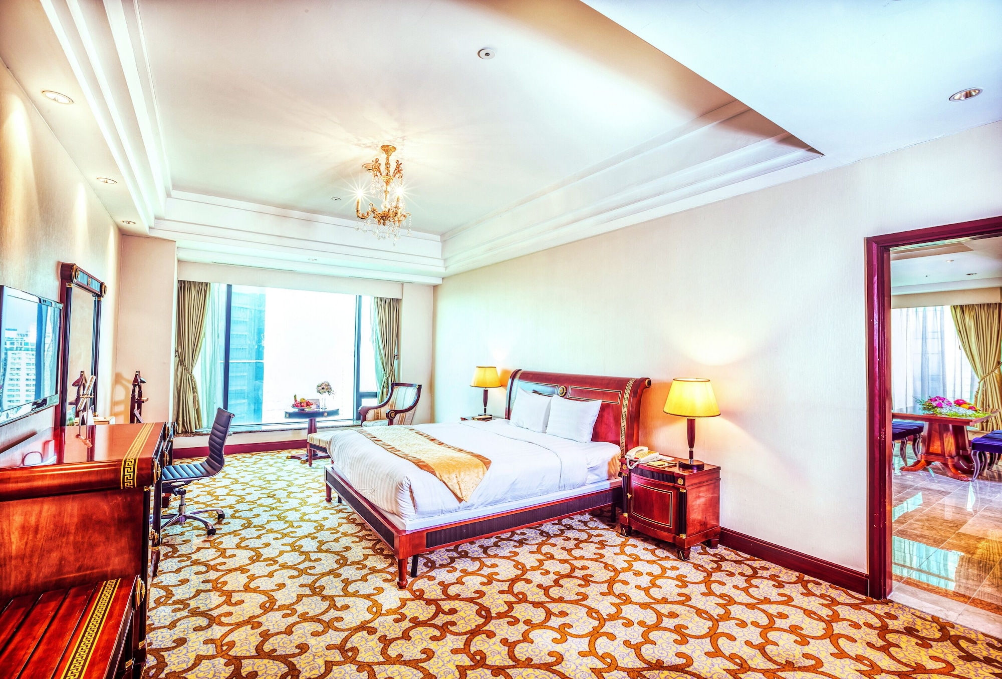 Plaza, Suite, King Bed، Grand Plaza Hanoi 1/5