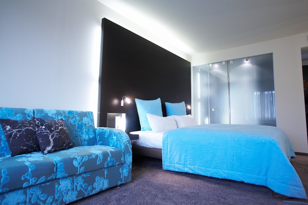 Hotel Der Blaue Reiter 8/68