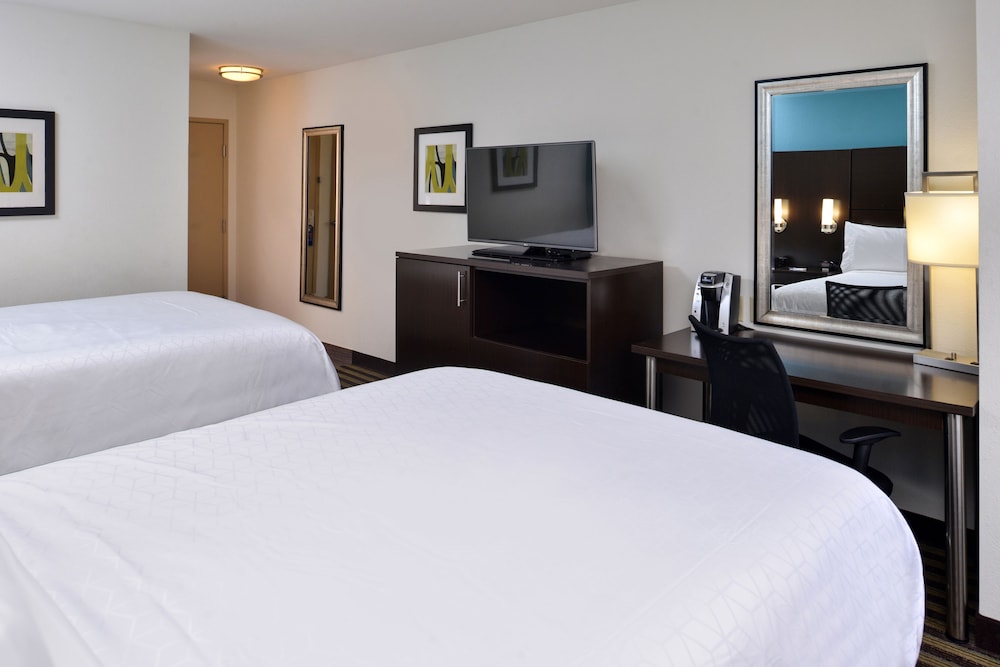 Holiday Inn Express Montgomery - East I-85 24/78