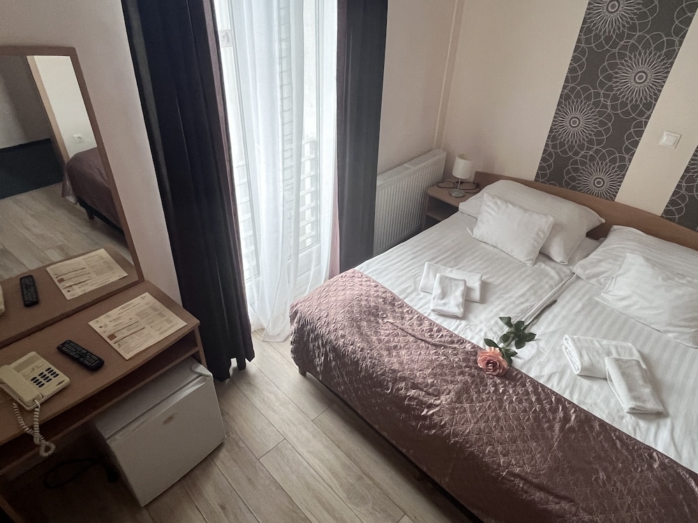 Hotel Papillon 16/50