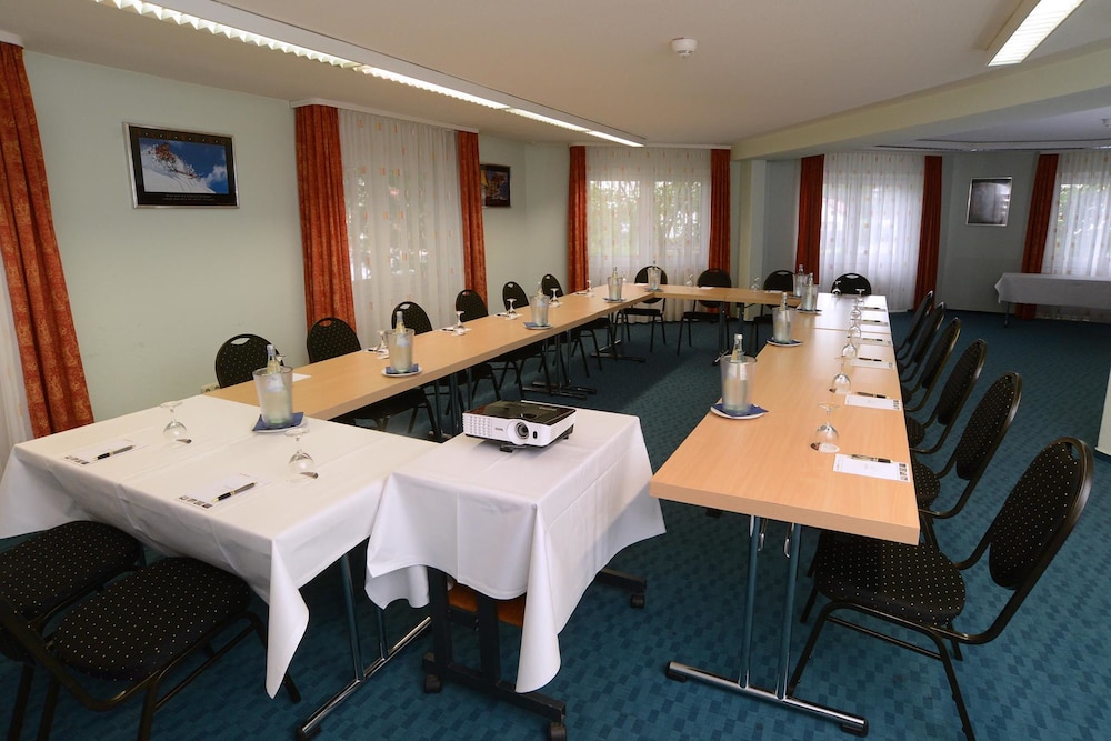 Apart Hotel Studio 20km from Hannover 50/65