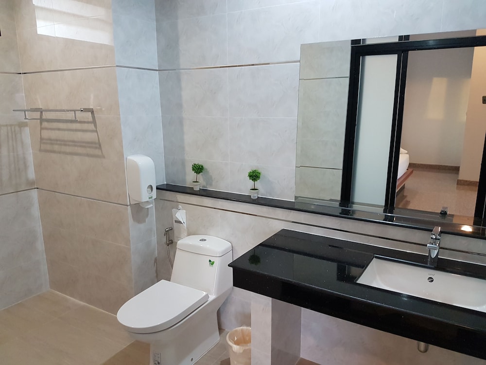 Smile Resort Thungsong 45/46