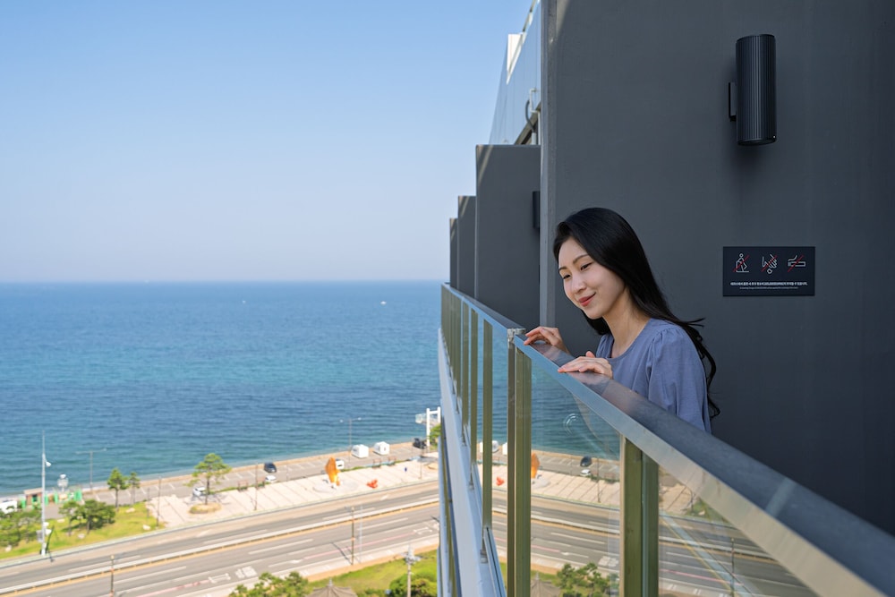 Lobby at Diamer Hotel Sokcho Yangyang By Stayneo, YANGYANG