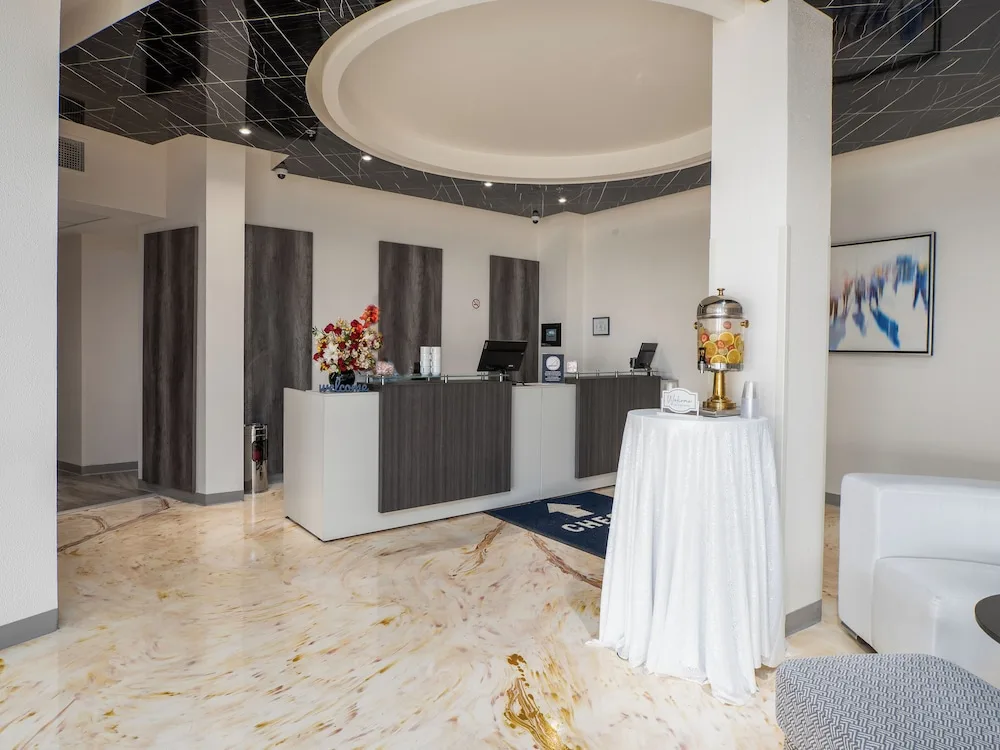 Hotel Mesaluna Short and Long Stay 15/74
