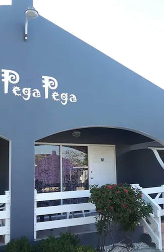 Pega Pega Apartments 1/21