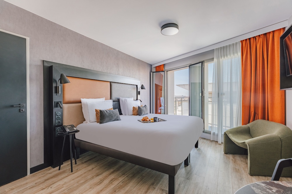 PENTHOUSE, STUDIO, DOUBLE BED