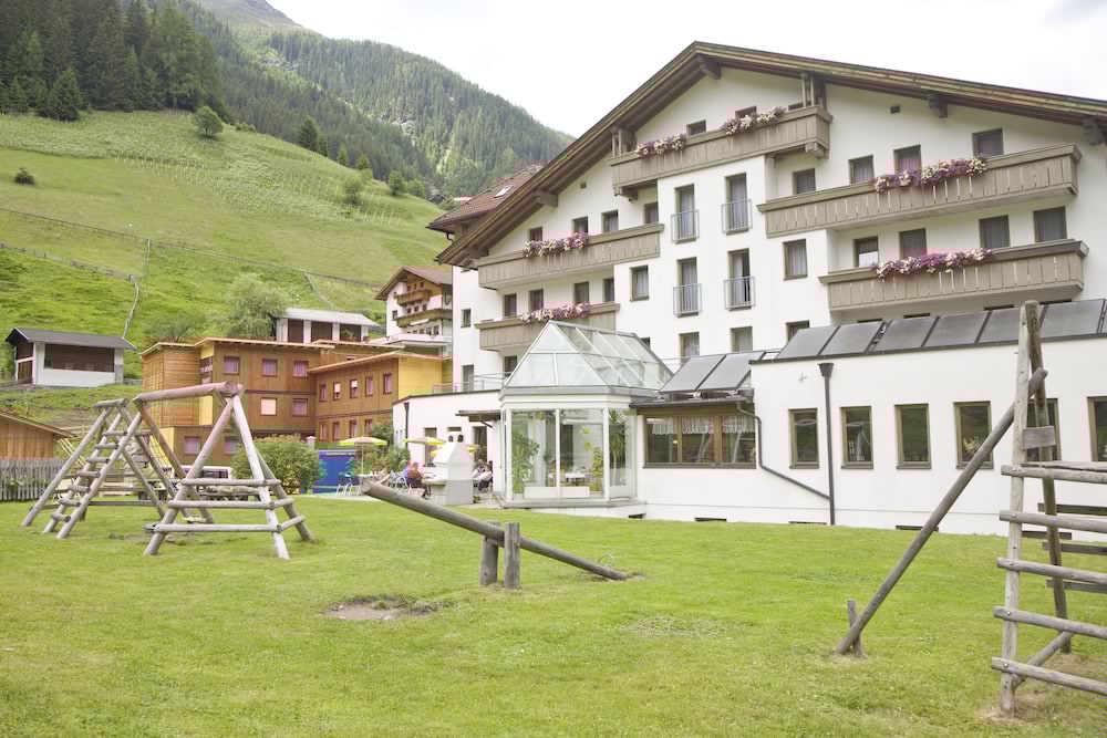 Hotel Tia Monte 17/23