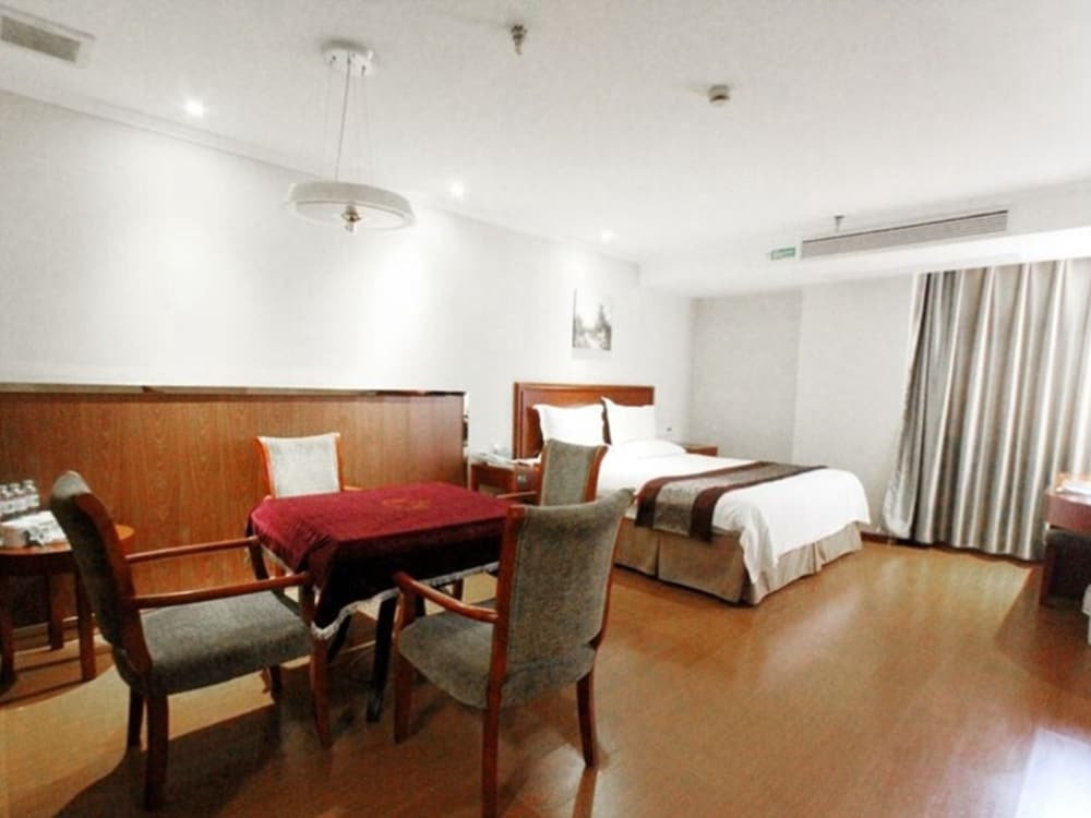 GREENTREE INN YANCHENG SHEYANG XINGFUHUACHENG COMMERCIAL STREET HOTEL 33/58