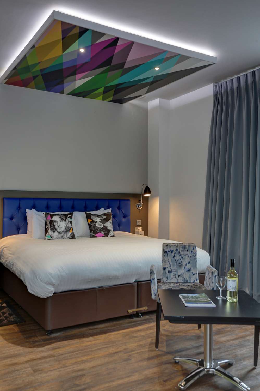 Standard, King Bed, Convertible Double Bed