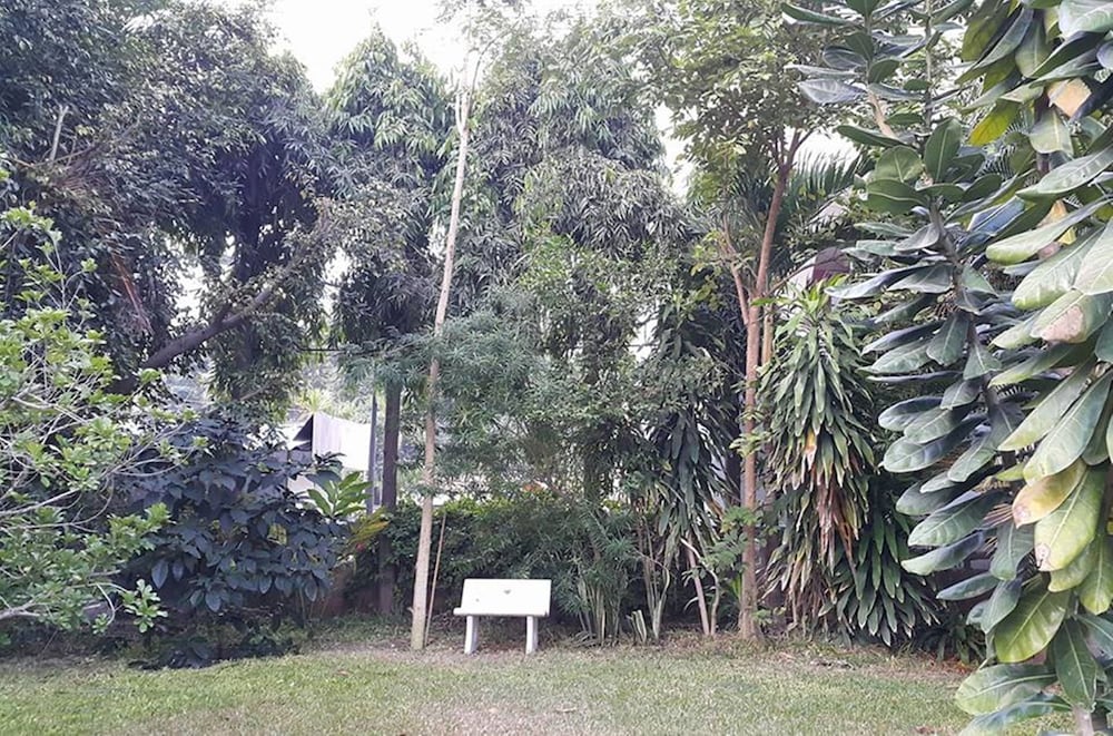 Phuphaya Hotel 16/18