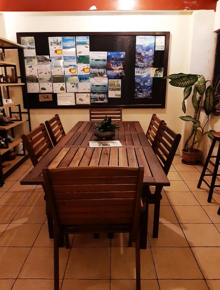 Akinabalu Youth Hostel 48/56