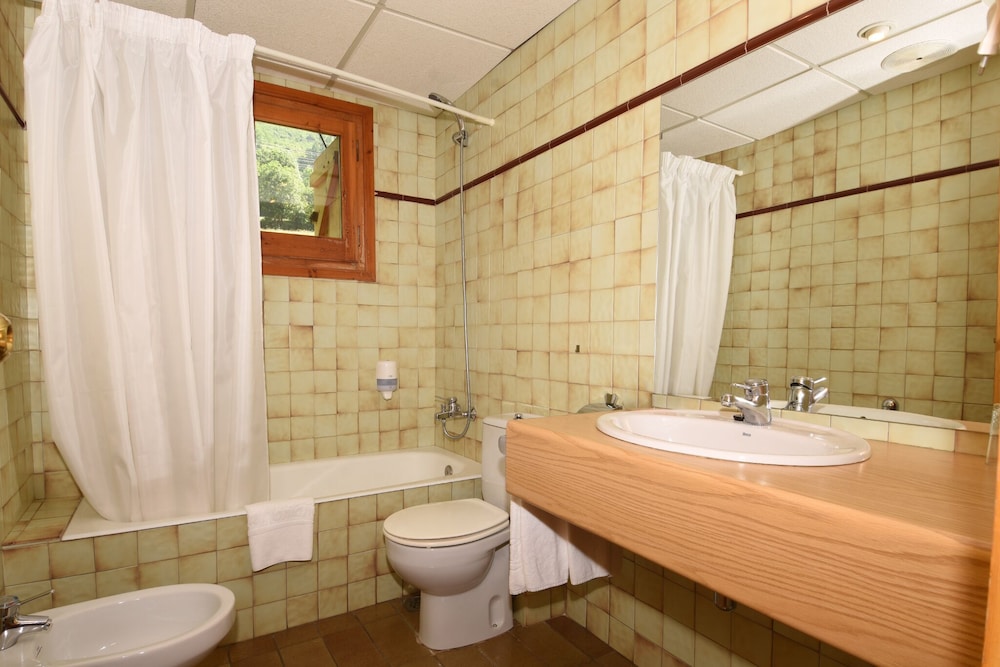 غرفة بسرير مزدوج أو سريرين منفصلين، Rvhotels Orri 6/6