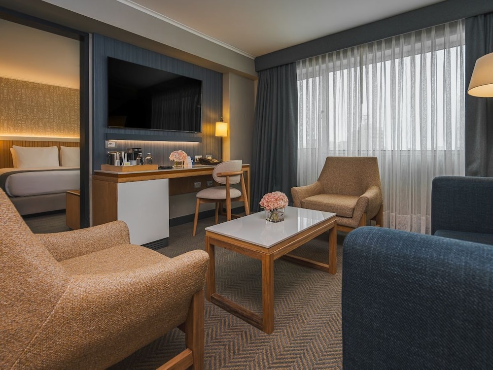 Sonesta Hotel Miraflores 41/57