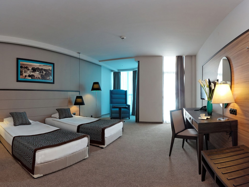 Astera Hotel & Spa 10/70