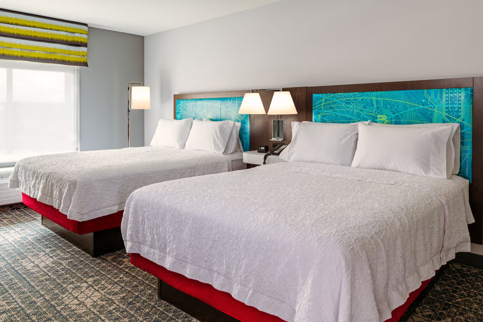 Hampton Inn & Suites by Hilton Bardstown 3/7