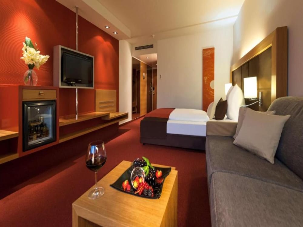 Sunday Hotel Main Taunus Frankfurt/Sulzbach 41/67