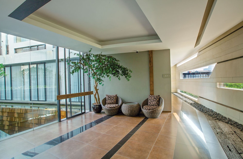 MIERS Kuningan, ARTOTEL Curated 17/38
