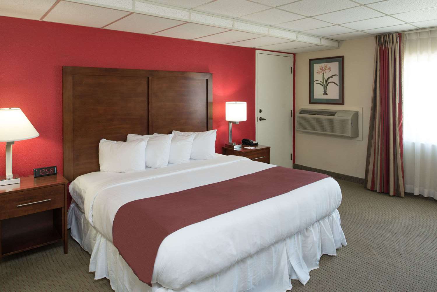 Ramada By Wyndham Downtown Spokane 4/20