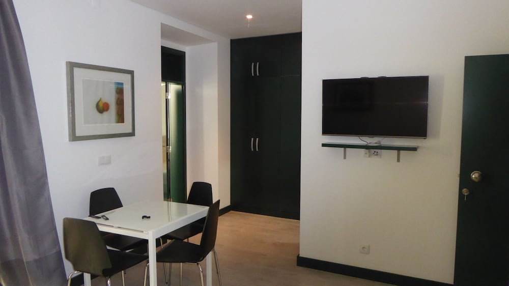 Dobairro Suites At Bairro Alto 33/38