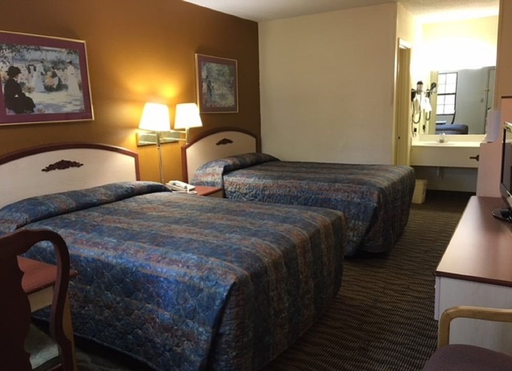 Budget Inn Talladega 16/61