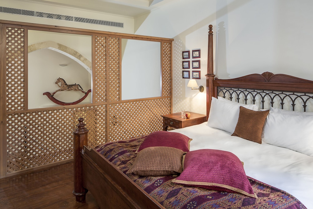 Casa Delfino Suites 34/93