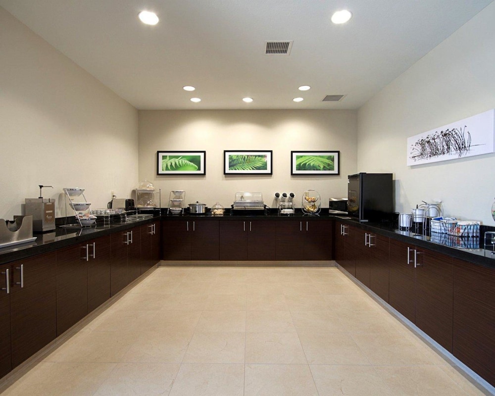 Sleep Inn & Suites Carlsbad Caverns Area 7/46
