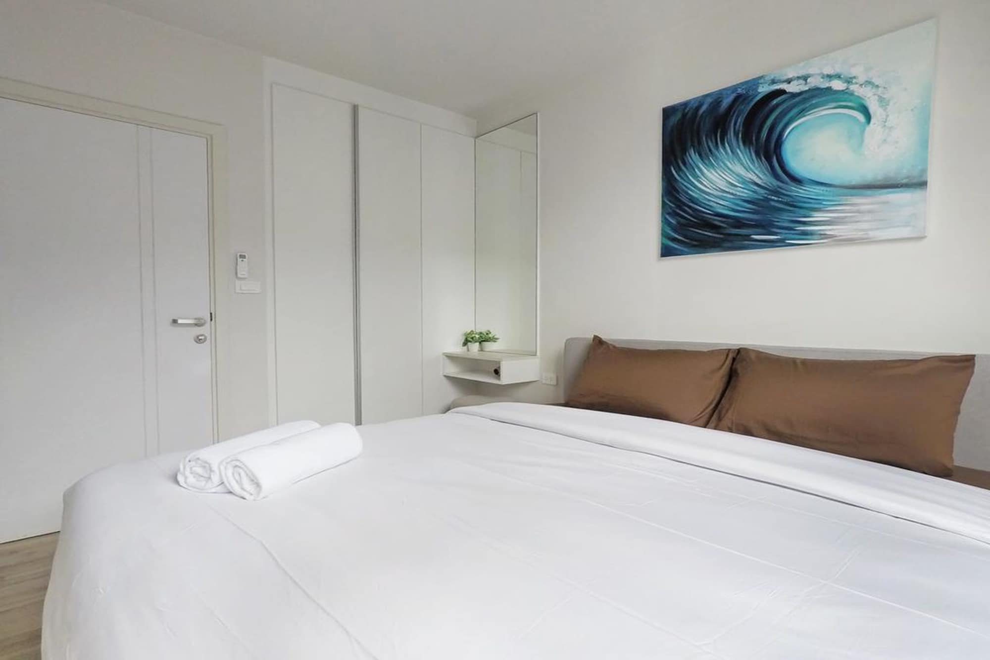 1 BEDROOM, SUPERIOR, BALCONY
