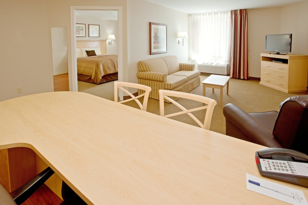 Candlewood Suites Houston(The Woodlands) 32/50