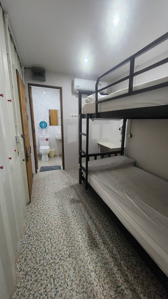US Hostel Samui 44/67