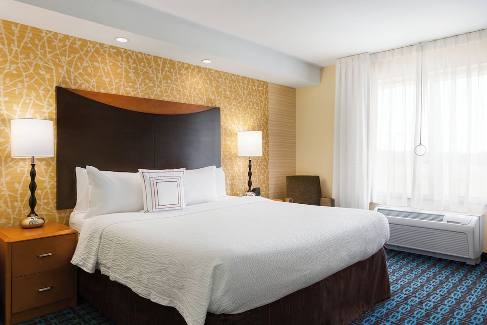 Fairfield Inn Suites Weirton 11/26