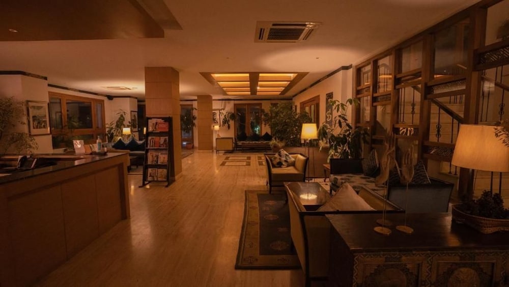 OSEL HOTEL 36/49