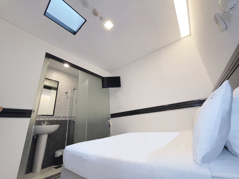 The Snooze Hotel Marine Parade (Ex Le Peranakan Hotel) 19/40