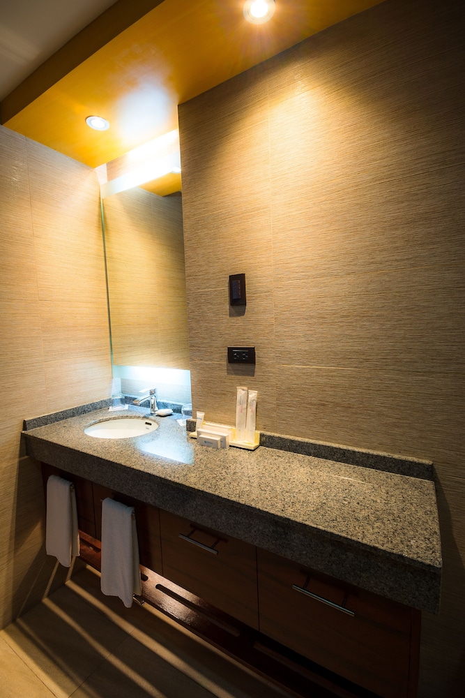 Cebu Parklane International Hotel 27/50